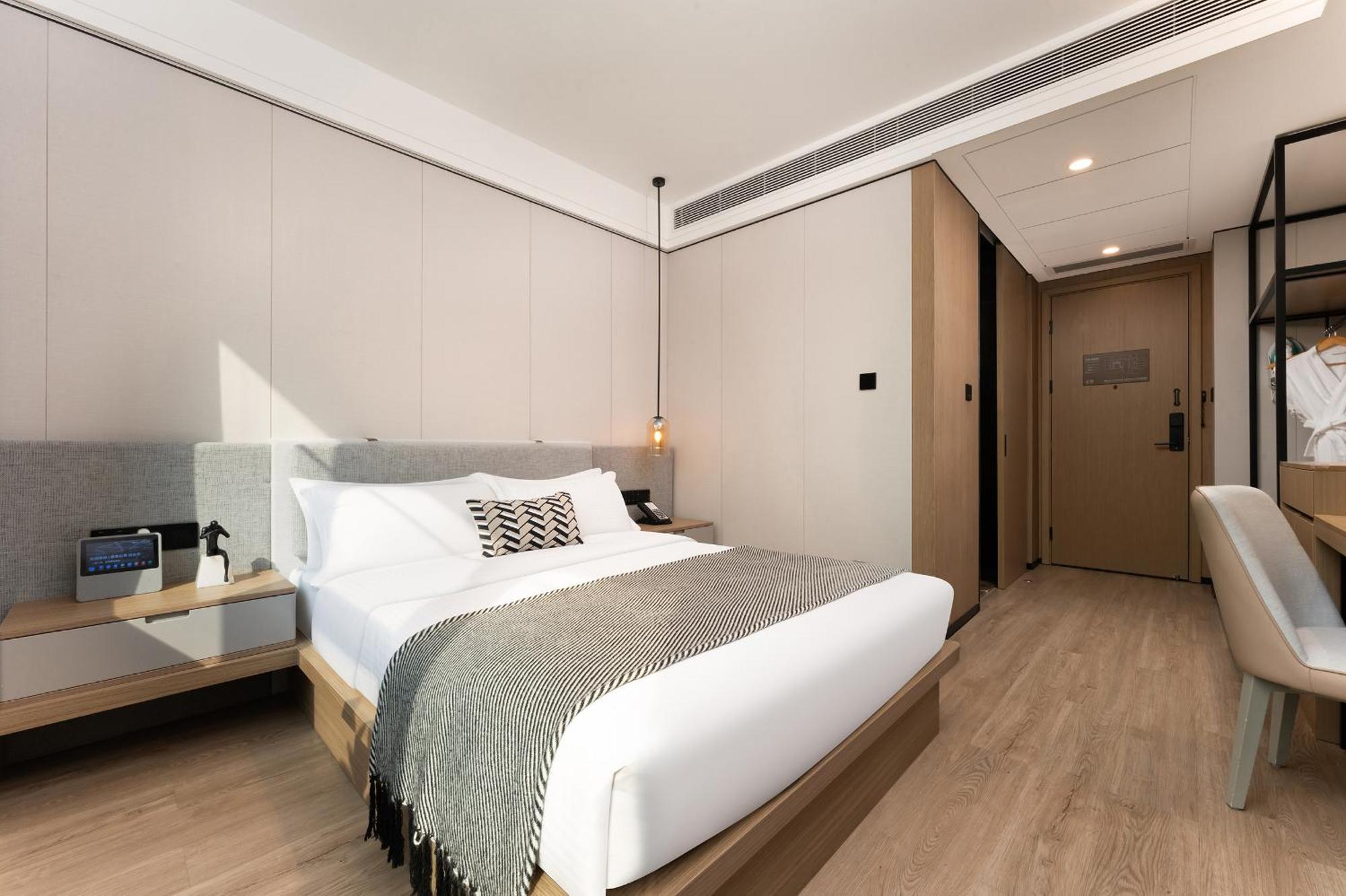 Cm Serviced Apartment Shenzhen Dongmen Exteriör bild
